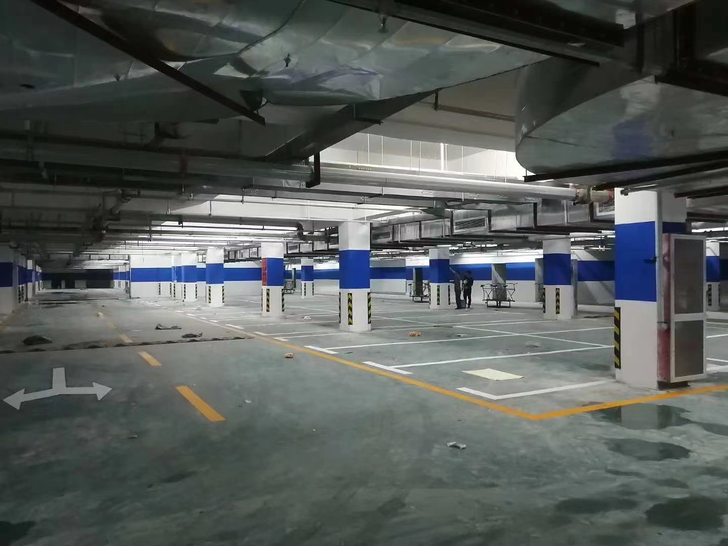 停车场地面地坪工程